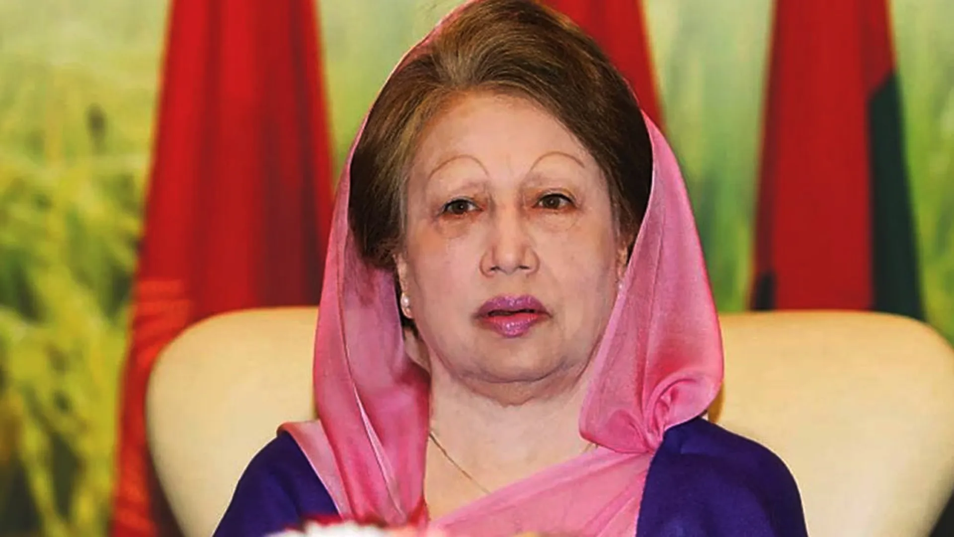 খালেদা জিয়াকে আজ মধ্যরাতে লন্ডন নেওয়া হচ্ছে